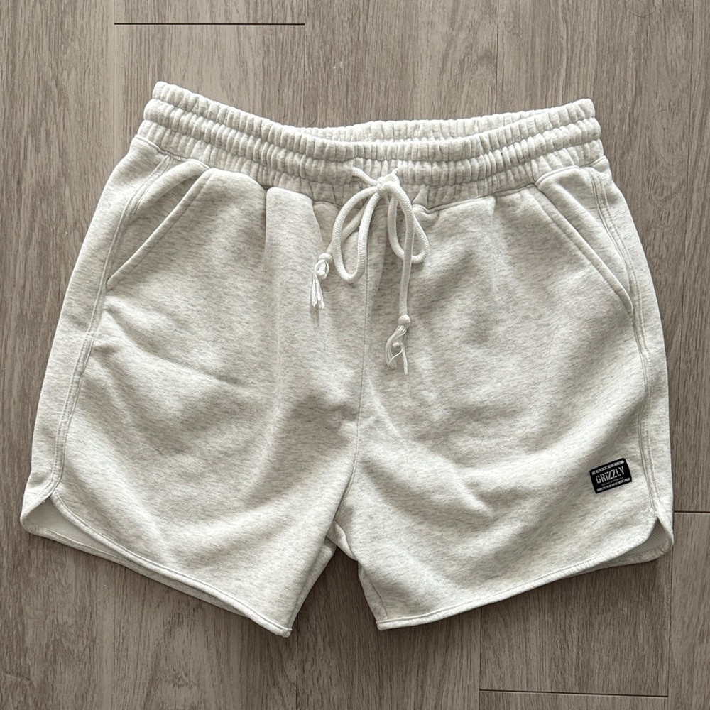 Cozy Men's Athletic Shorts in Light Gray